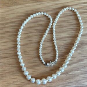 Vintage Glass Faux Pearl Necklace
